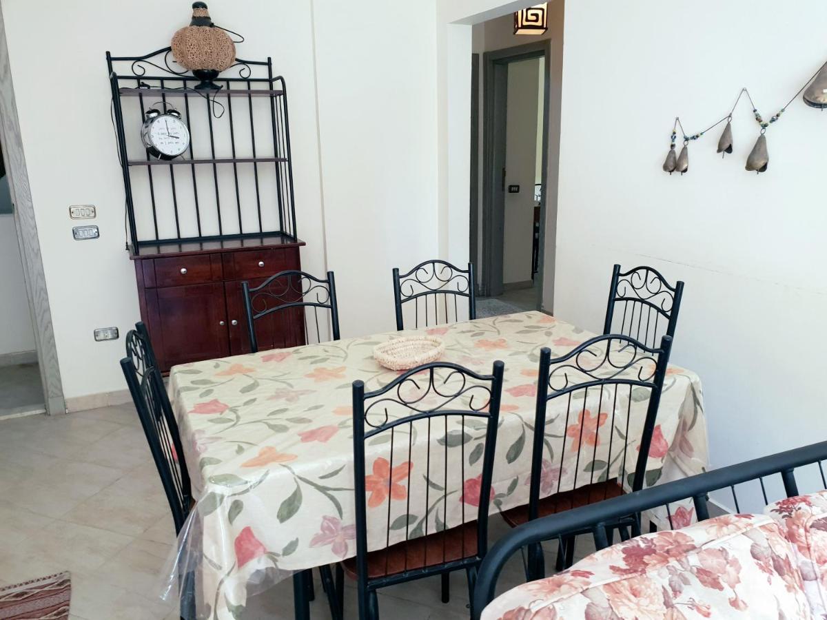British Resort Pool View Apartments Хургада Экстерьер фото