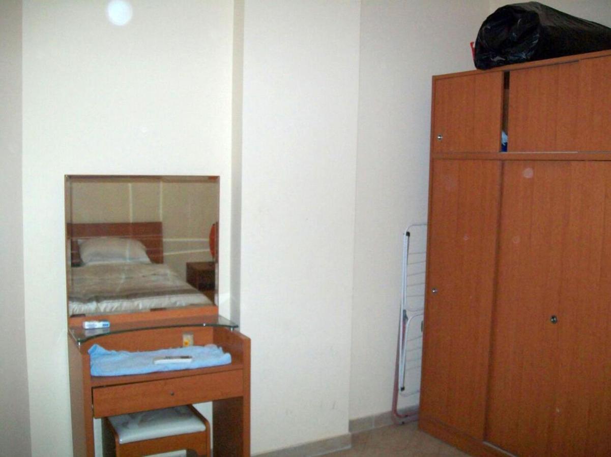 British Resort Pool View Apartments Хургада Экстерьер фото