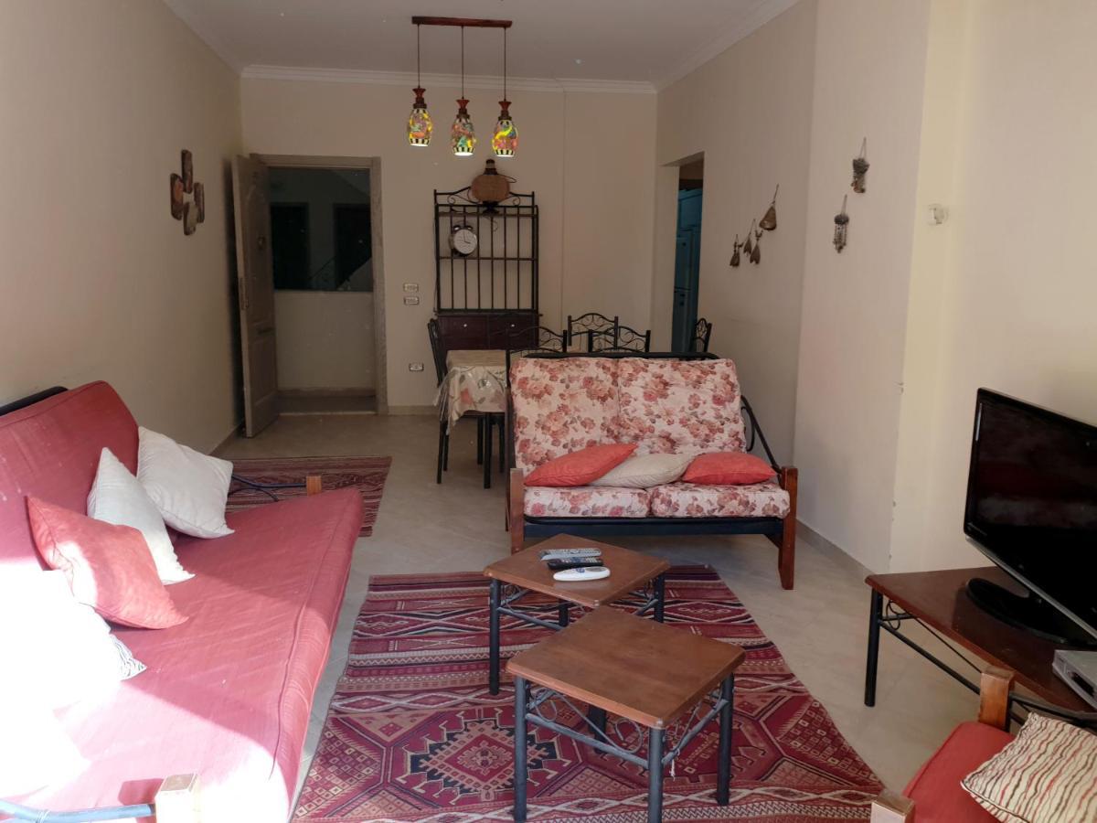 British Resort Pool View Apartments Хургада Экстерьер фото