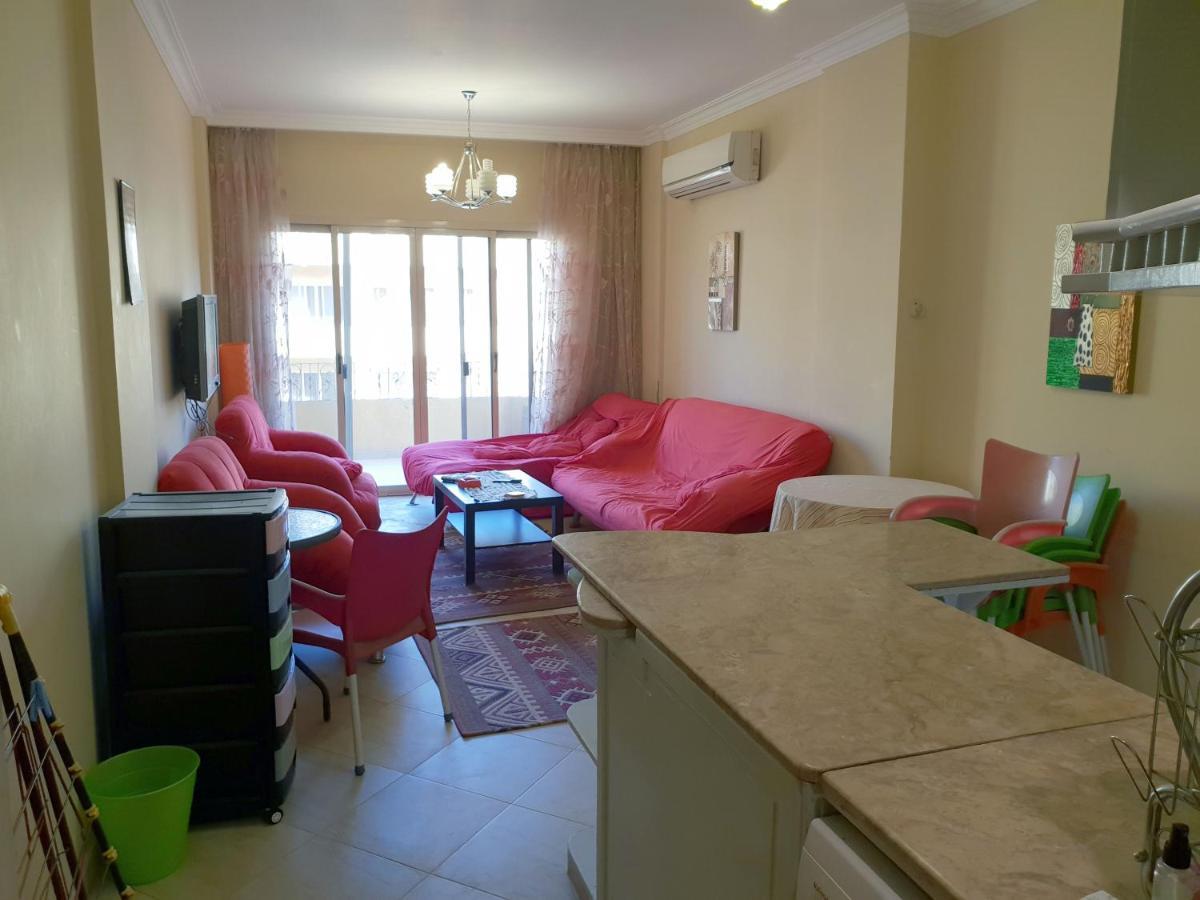 British Resort Pool View Apartments Хургада Экстерьер фото